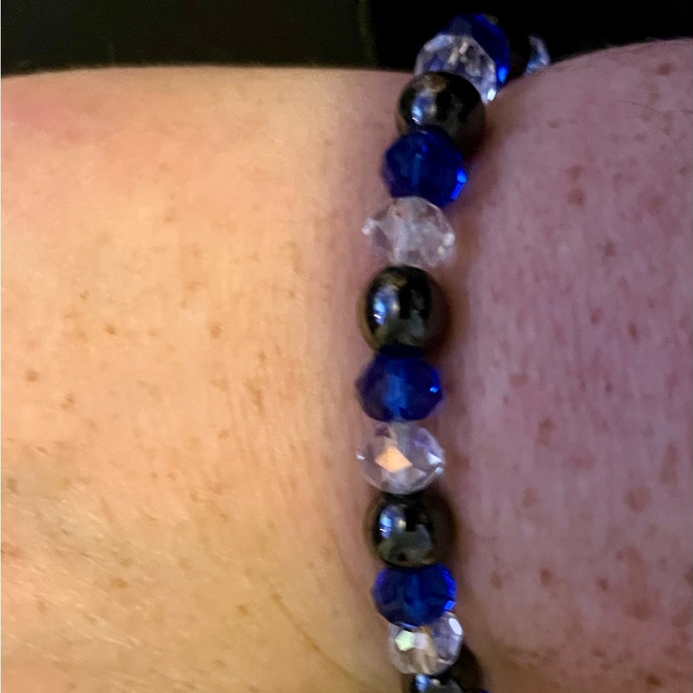 Women's stretch band bracelet
